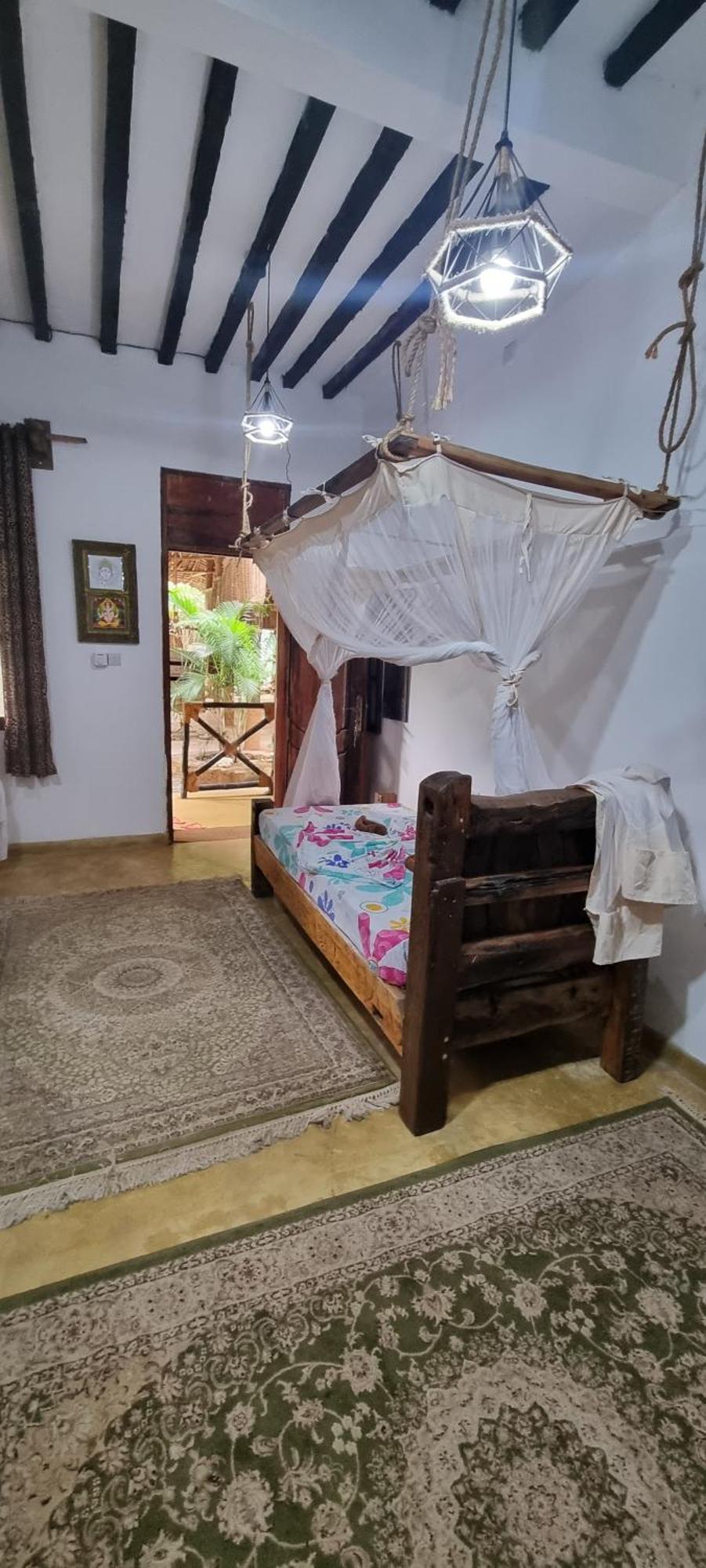 Salama & Mbuyuni Bungalows 마템웨 외부 사진