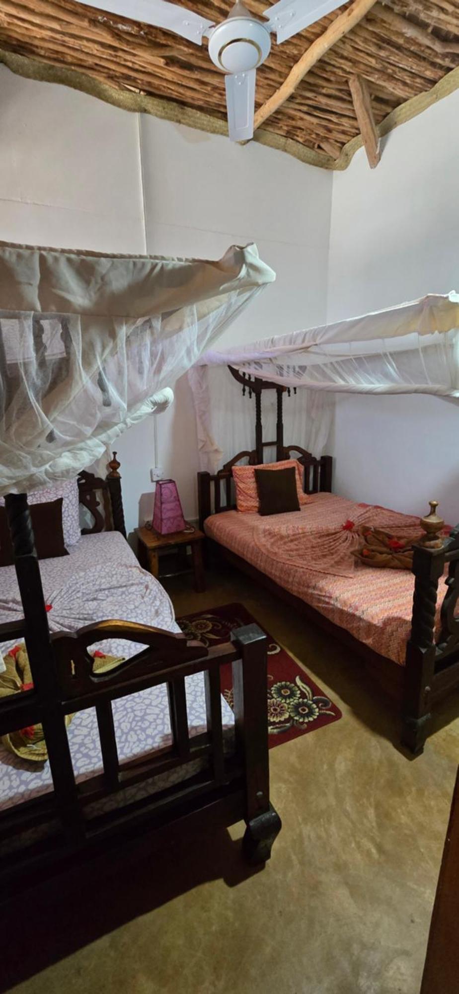Salama & Mbuyuni Bungalows 마템웨 외부 사진